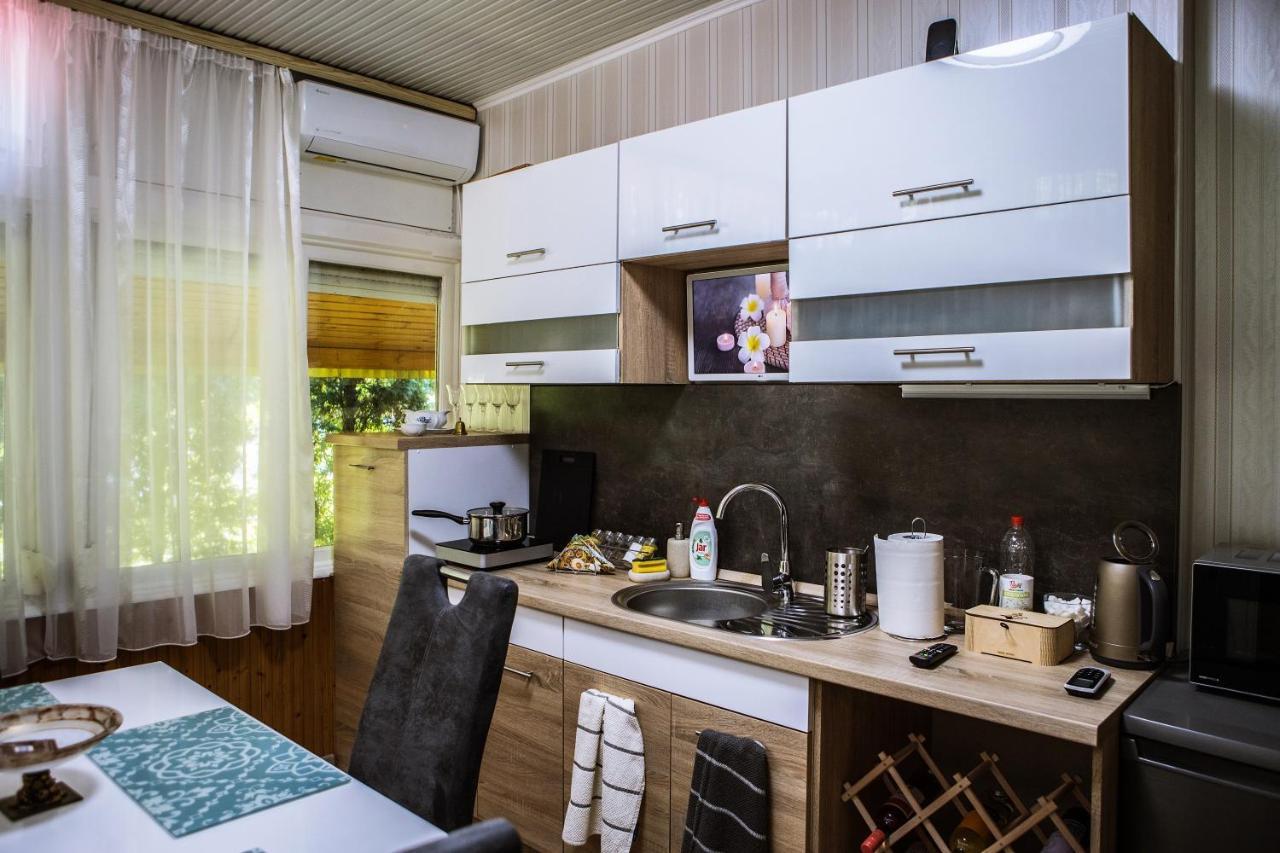 Villa Apartman Makó Exterior foto