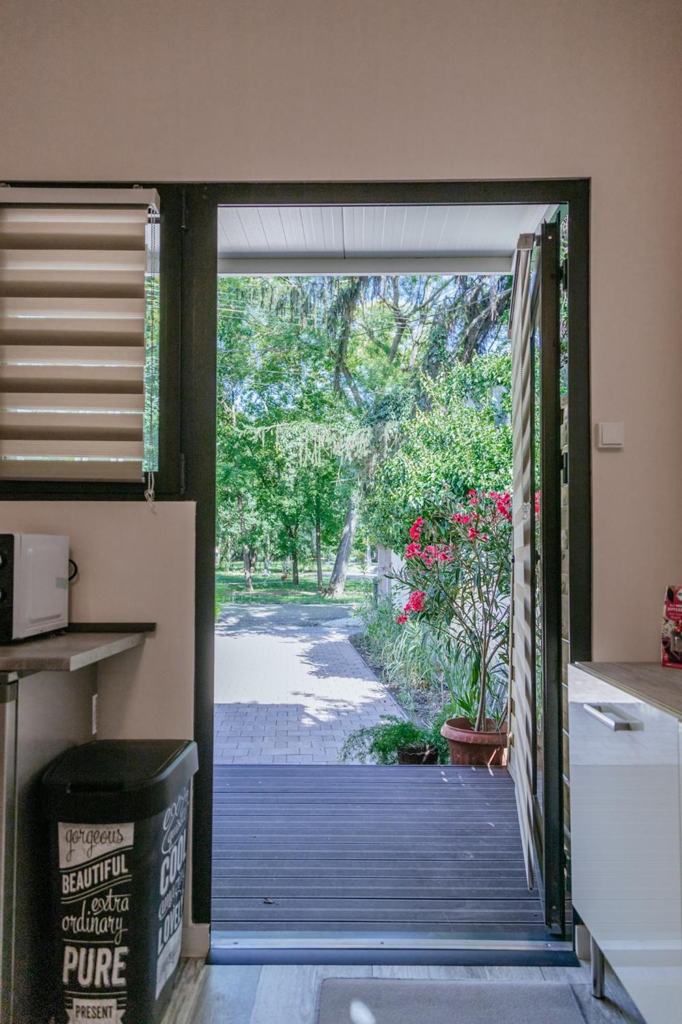 Villa Apartman Makó Exterior foto